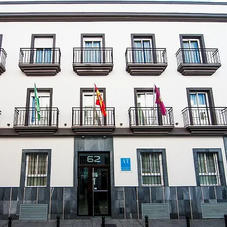 Hotel Aptos Plaza De La Luz 5*